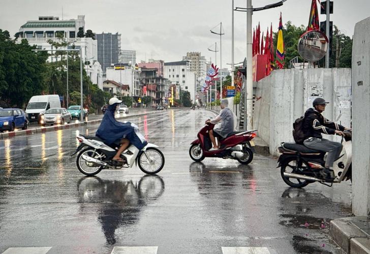 Typhoon Bualoi leaves at least 9 dead, 17 missing in Vietnam