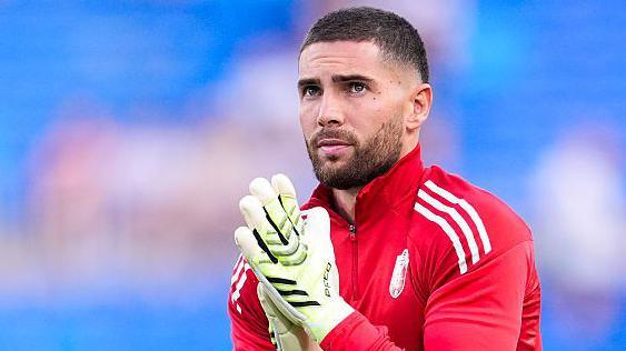 France legend Zidane's son chooses to represent Algeria
