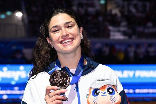 Italian swim world champion banned after airport theft