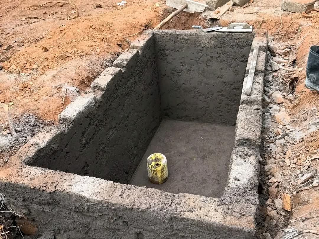 Raila Odinga’s Bondo grave construction enters final phase