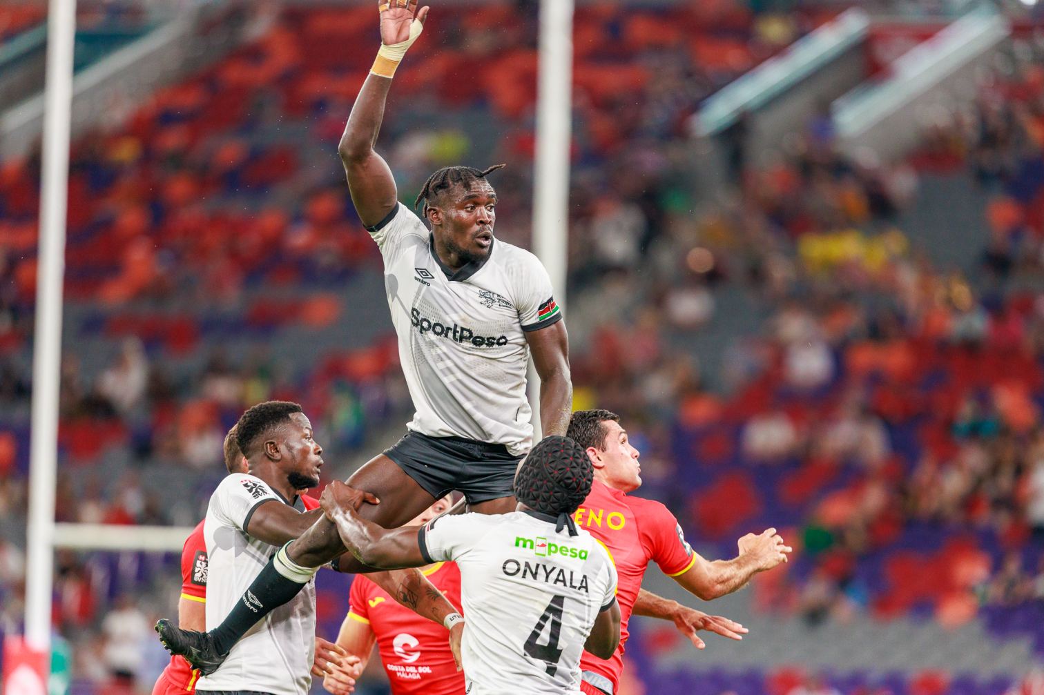 Kenya's Shujaa beat Ireland 17-7 to begin Singapore 7s on a high