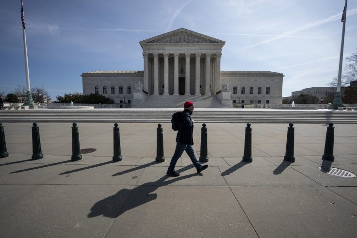 US Supreme Court allows roving LA immigration patrols
