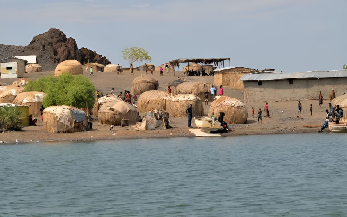 One born, one gone: The hundred lives of a tribe