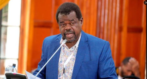 Senator Omtatah slams Busia County over delayed salaries
