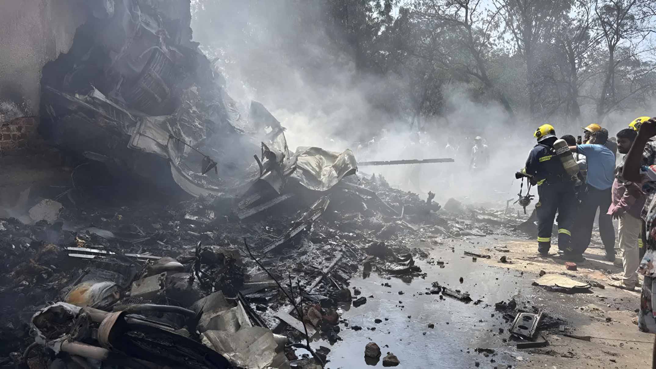 London-bound passenger plane carrying 242 people crashes in India