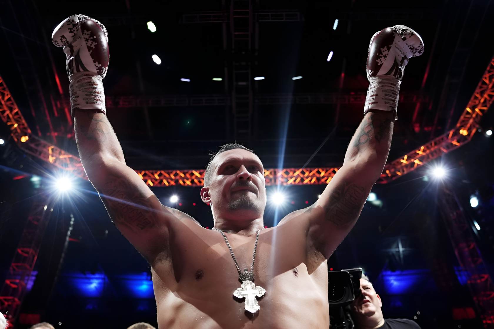 Usyk ordered to face Parker in WBO heavyweight title defence