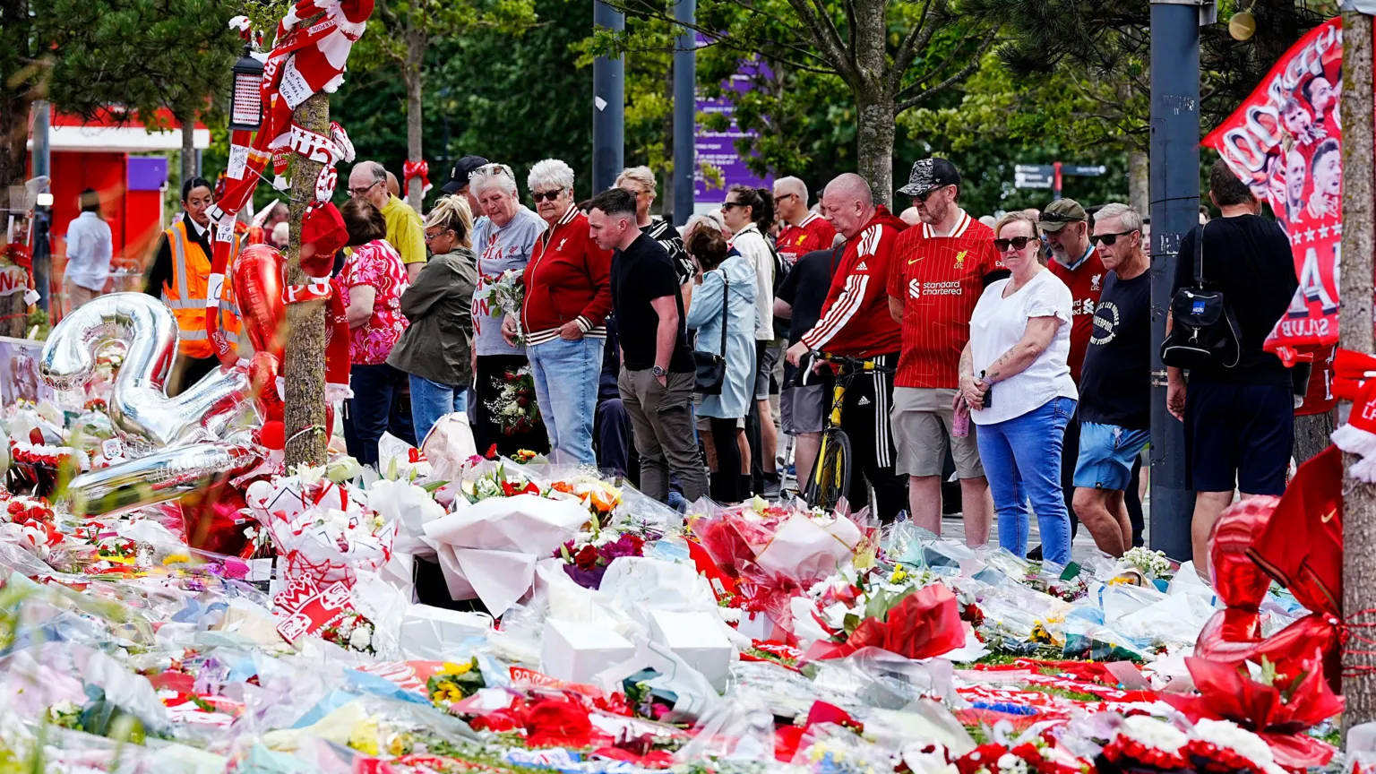 Portugal mourns Jota and brother in Gondomar farewell